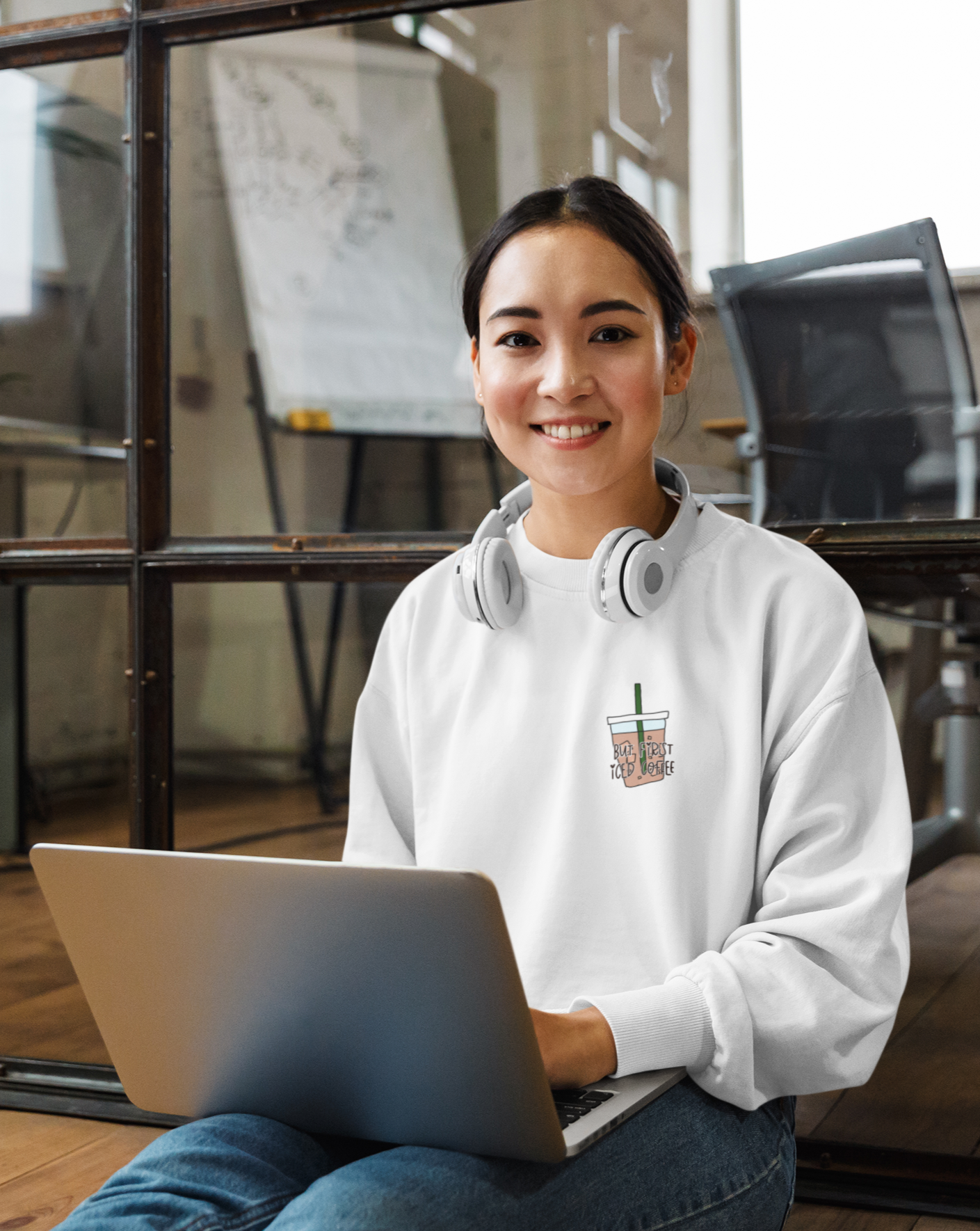 For all you iced coffee lovers out there, this crewneck sweatshirt is for you! Iced… always, am I right?! Not matter the weather stay cozy while you sip your iced coffee, with this sweatshirt.